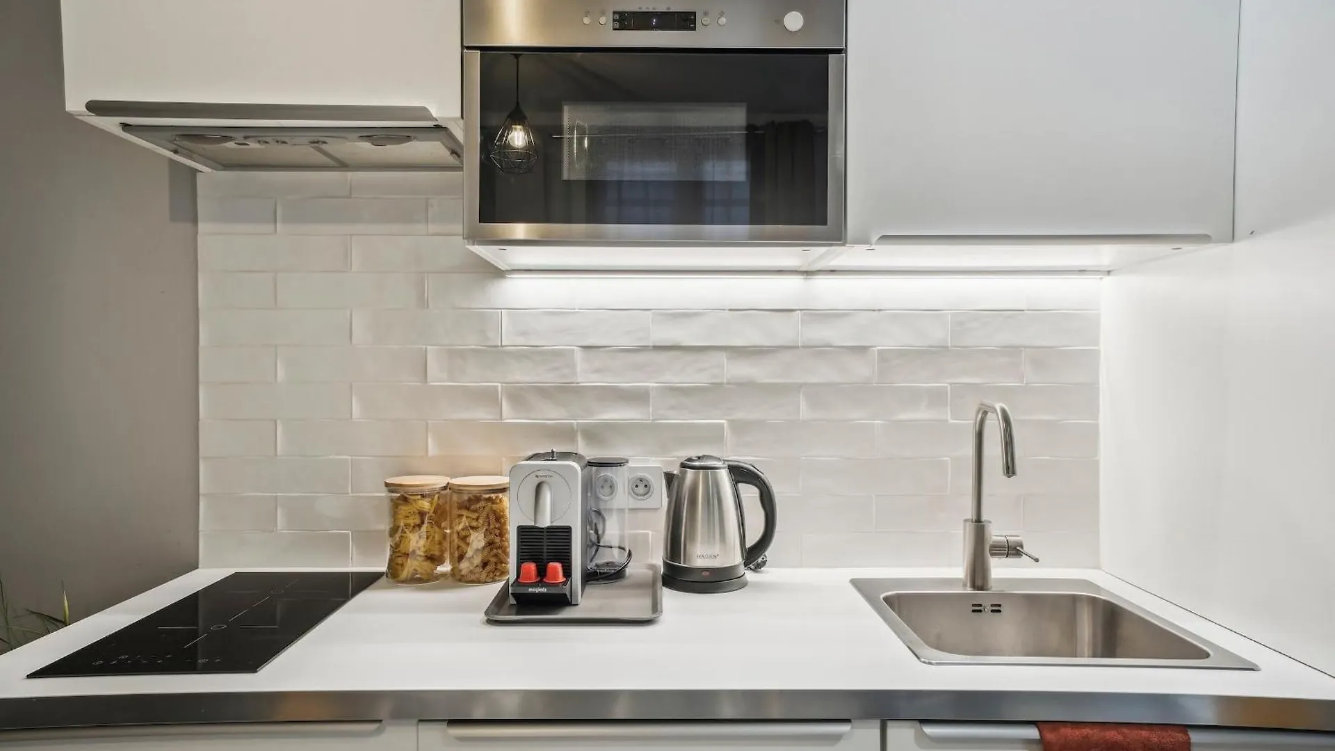 Apartament Elegant 1Br Near Eiffel & Les Invalides Paryż